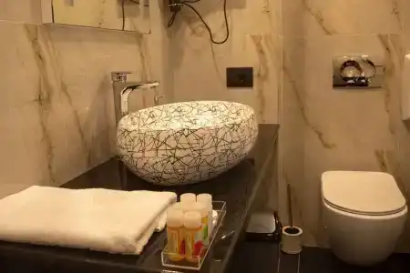 Royal East Resort - 8