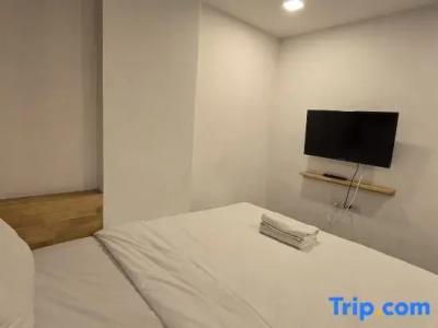 Sleepstation at Pratunam - 124