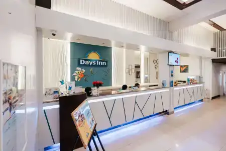 Days Inn By Wyndham Patong Beach Phuket - Sha Extra Plus - 25