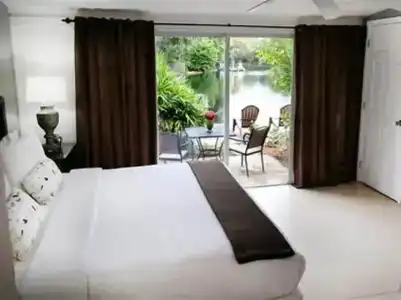 The Cabanas Guesthouse & Spa - Gay Men's Resort - 32