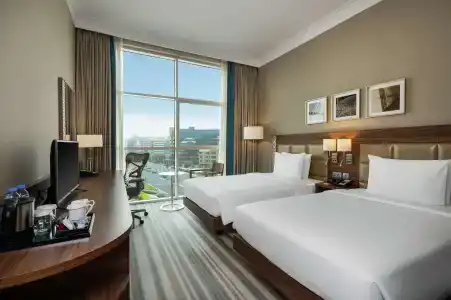 Hilton Garden Inn Dubai Al Mina - Jumeirah - 7