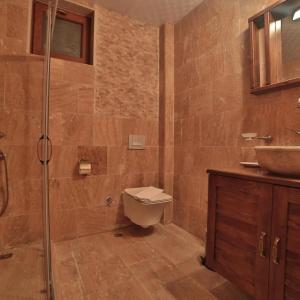 Caravanserai Inn - 32