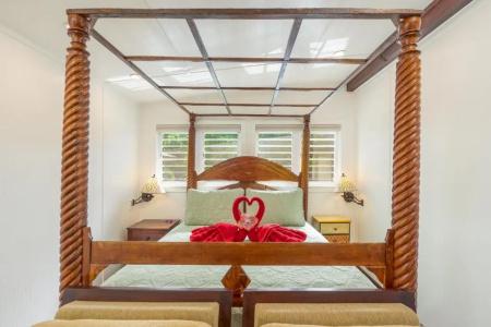 Fern Grotto Inn - 129