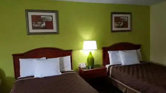 American Inn - 5