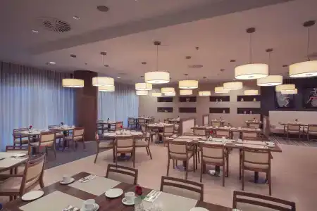 DoubleTree By Hilton Košice - 31