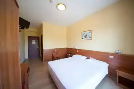 Regent - 121
