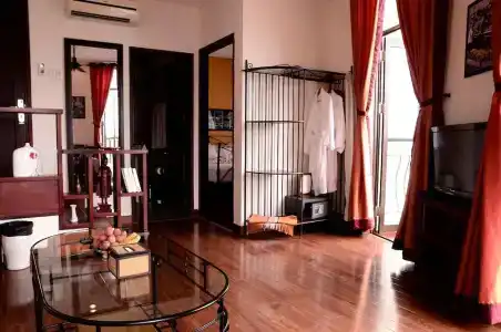 Nam Bo Boutique - 48