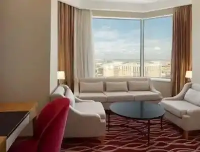 Ramada Plaza - 4