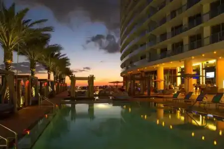 Hyde Suites Midtown - 9