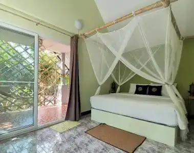 Bambie Boutique Home & at Lanta - 8