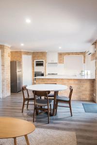 Quality Suites Banksia Gardens- Apartment - 193