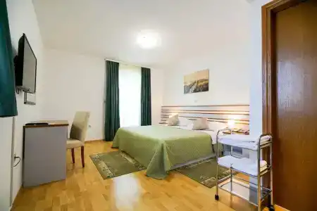 Belvedere - 6