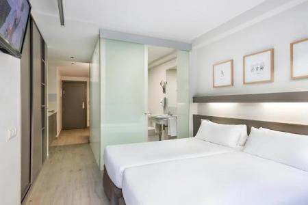 ApartBcn Montjuic - 32