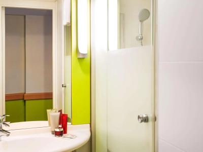 Ibis Budget Zaragoza - 8