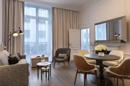 La Clef Champs-Élysées Paris by The Crest Collection - 20