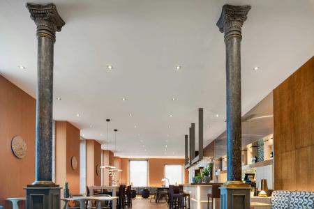 AC Palacio Universal by Marriott - 1