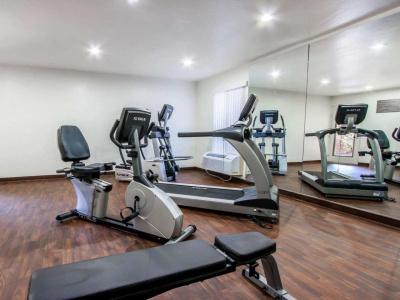Comfort Suites At Sabino Canyon - 21