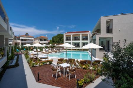 Mirablue Luxury Residences - 13