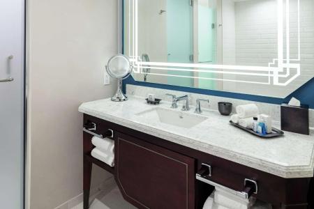 The Higgins New Orleans, Curio Collection By Hilton - 42