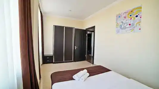 Mardi Plaza - 61