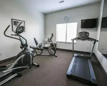 Restwell Inn & Suites I-45 North - 42