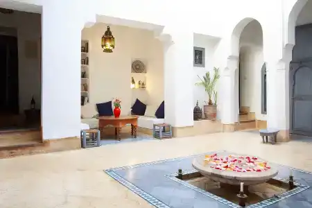 Dar Touyir - 10