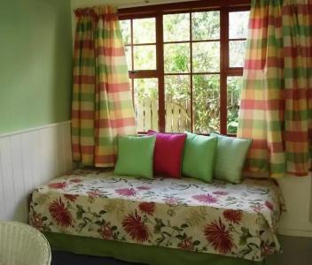 Ducks & Drakes Boutique & Backpackers - 5