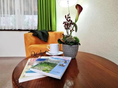 Alpenblick-Leukerbad-Therme - 10