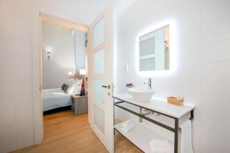 Georges Boutique Living - 28