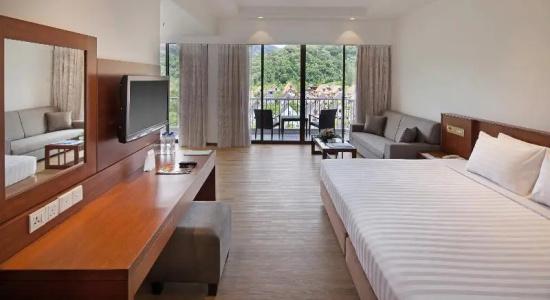 The Bayview Beach - 43