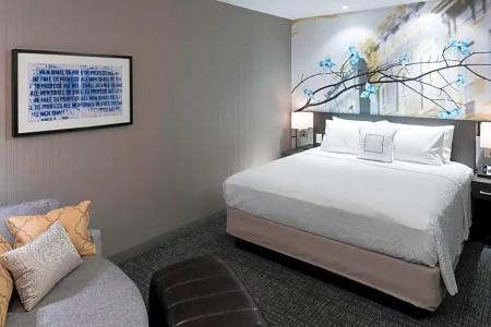 Courtyard by Marriott Downtown - 34