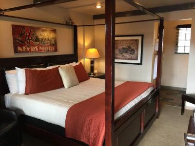 Rodeway Inn & Suites Downtowner-Rte 66 - 4
