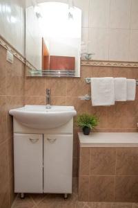 Guest House Medin - 81