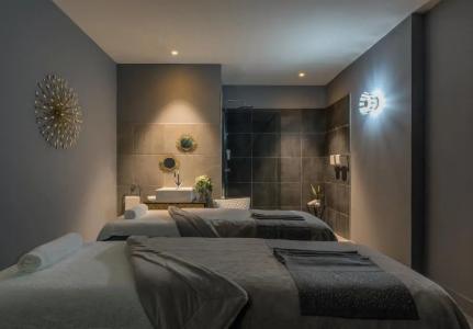 Du Roi & Spa By Sowell Collection - 46