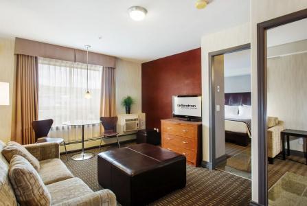 Sandman & Suites West - 4