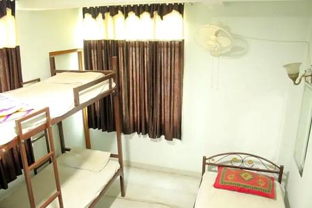 Chit Chat Palace - 16