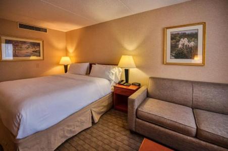 Holiday Inn Macleod Trail South - 6