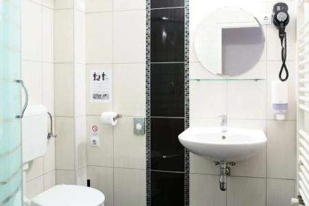 Maverick Hostel & Ensuites - 46
