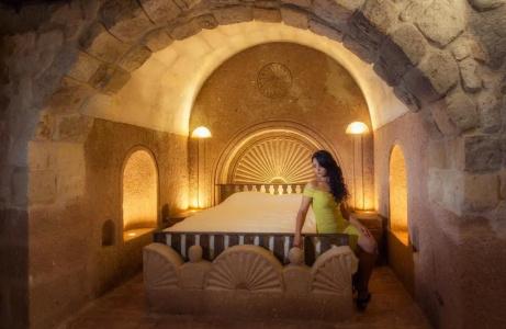 Oread Cave Suites - 201