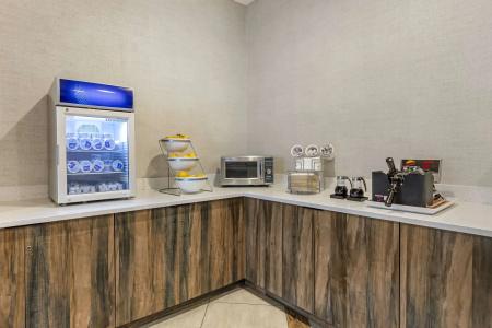 Comfort Inn & Suites Miami International Airport - 24