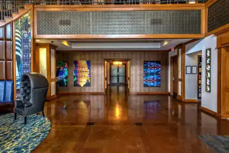 Hampton Inn & Suites Austin-Downtown/Convention Center - 17