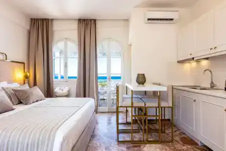 Pinelopi Beach Suites - 31