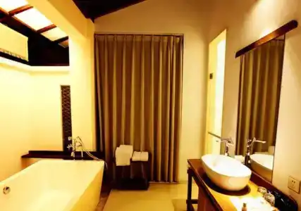 The Ones & Resorts - 7