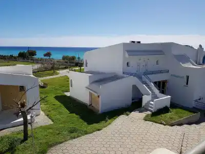 Skion Palace Beach-Bungalows & Boutique - 8