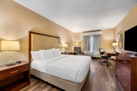 Best Western Plus Abbey Inn - 60