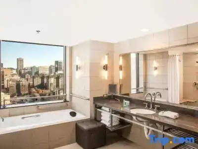 W Seattle - 135