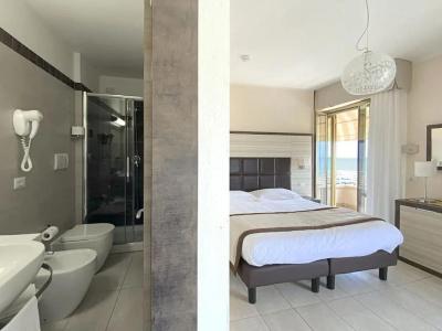 Capri & Residence - 21