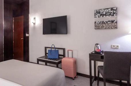 Maciá Plaza - 65