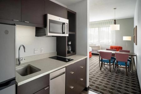 Fairfield Inn & Suites by Marriott - 15