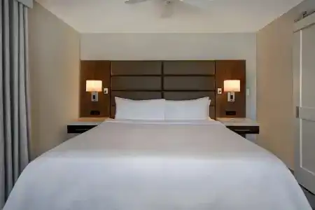 Homewood Suites by Hilton-City Avenue - 3